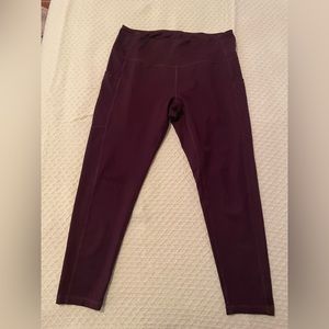 Maroon Zella leggings with pockets
